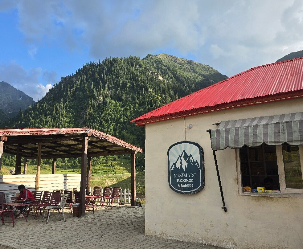 Rainbow Lake-Domel必去景点