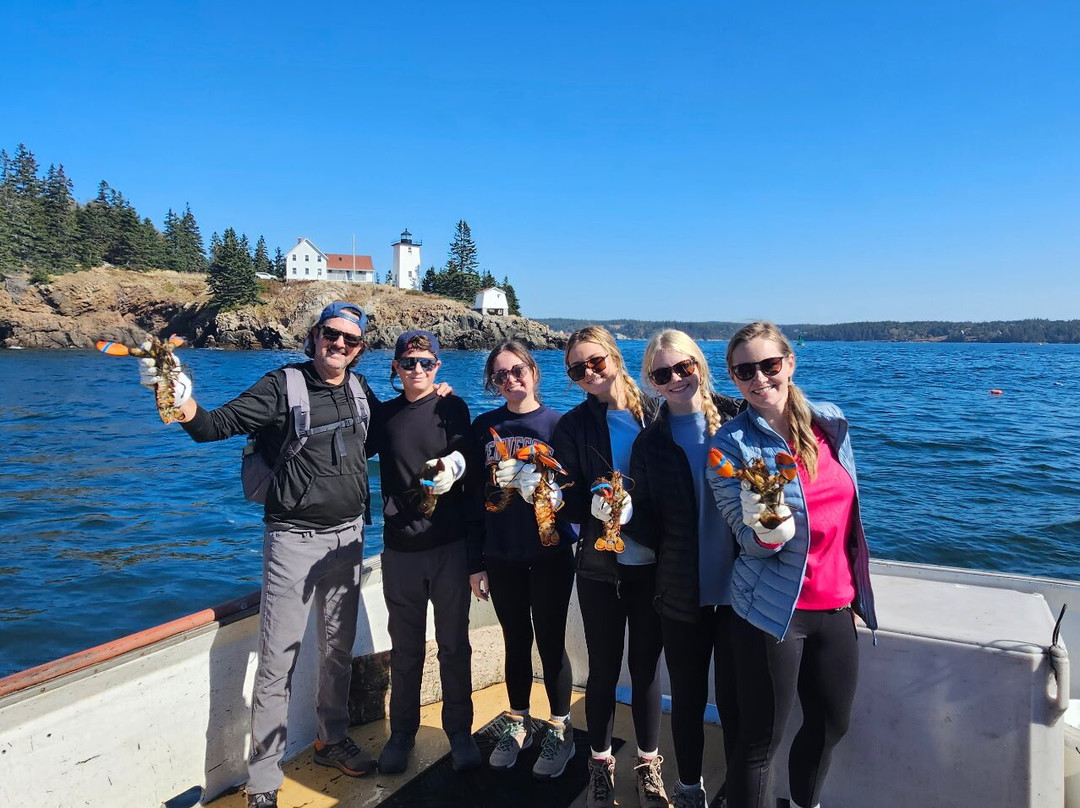 Swan's Island Charters-Swans Island必去景点