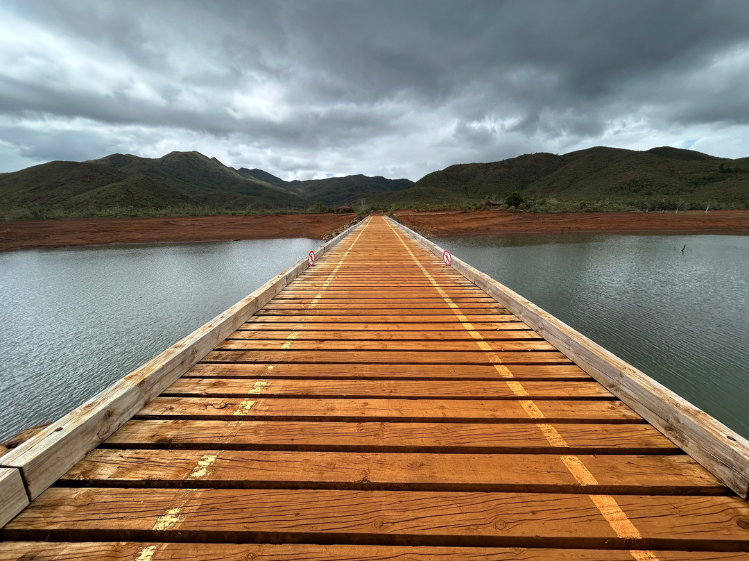 Toutazimut-努美阿必去景点