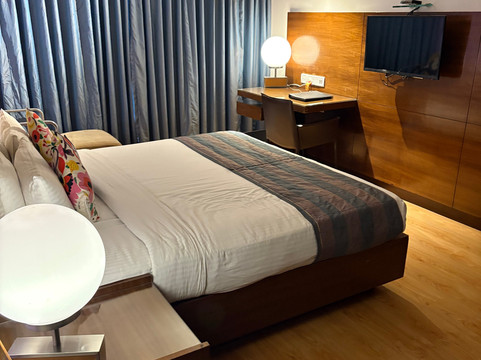 瑜伽行政酒店主图