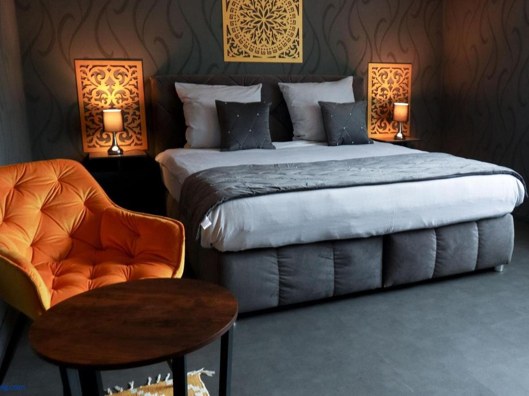 Sarstedt酒店住宿-Dua Hotel