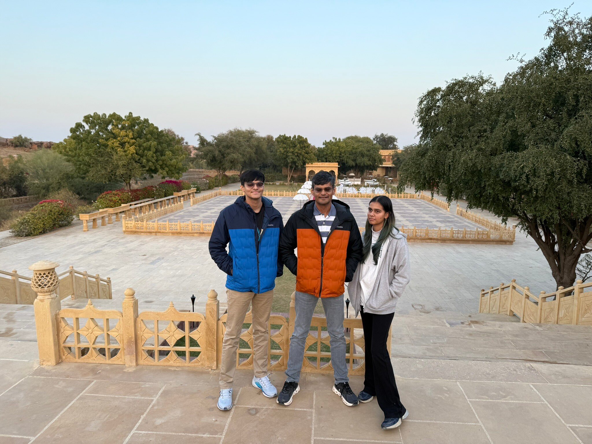 苏尔亚加酒店-官方