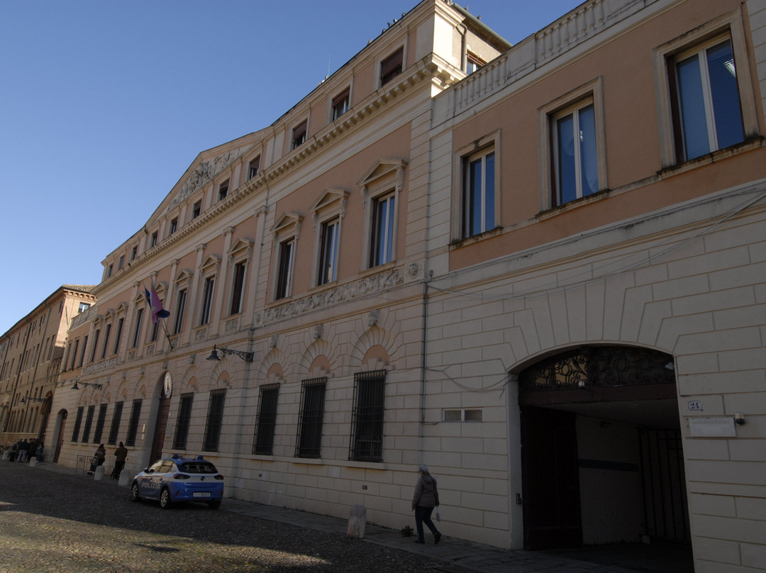 Ferrara Incantesimo-费拉拉必去景点