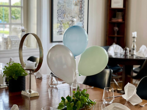 丹内花园酒店主图