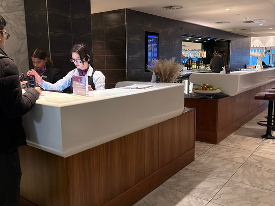 No1 Lounge - Heathrow Terminal 3-豪恩斯洛必去景点