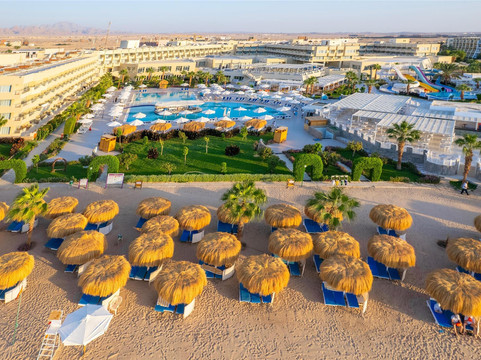 七海酒店朱莉湾 - 超级全包主图