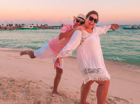 Luau Beach Inn Maldives主图