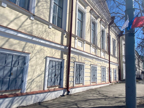 Old Mansion on the Embankment-阿尔汉格尔斯克必去景点