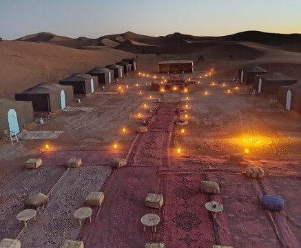 Desert Candles-迈哈米德必去景点