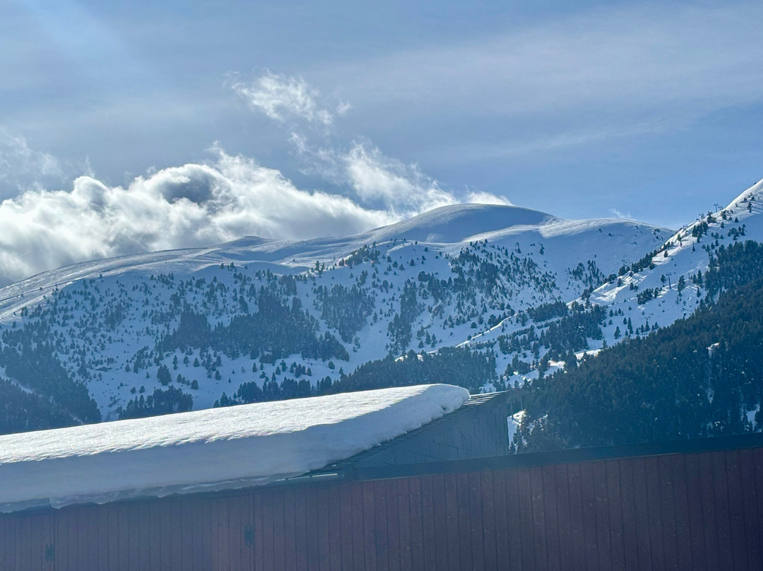 阿莫雷特斯酒店主图