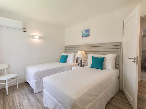 Dover Woods Apartments主图