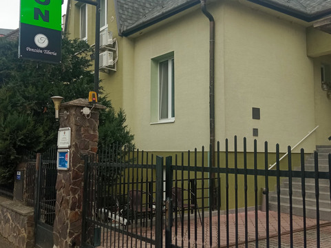 提博利亚旅馆主图