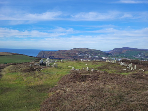 Meayll Hill Stone Circle-Cregneash必去景点