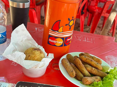 Praia Peracanga-瓜拉帕里必去景点