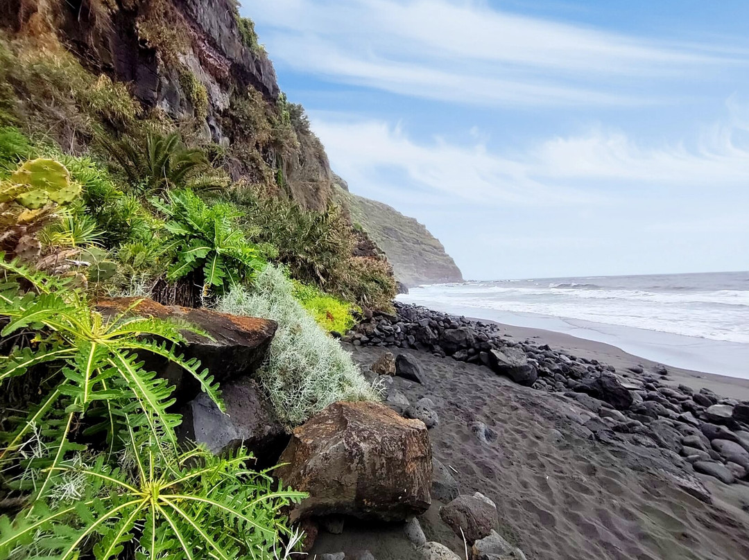 Playa Nogales-Puntallana必去景点