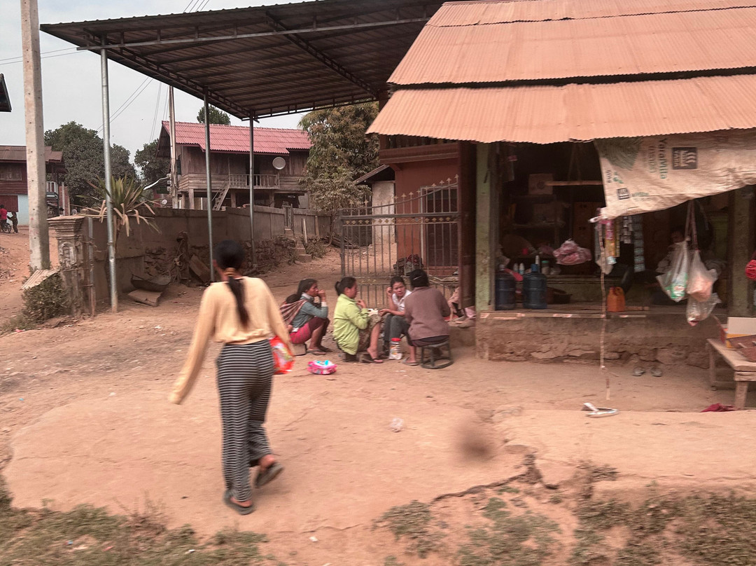 Authentic Laos Travel-琅勃拉邦必去景点