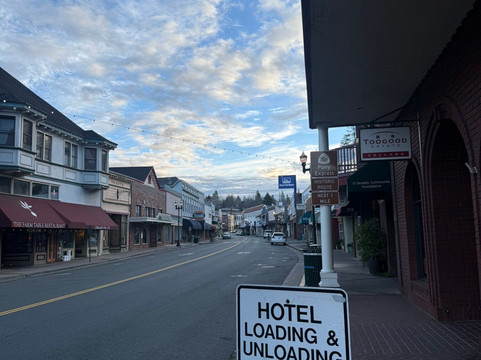 希斯托里克卡里豪斯酒店主图