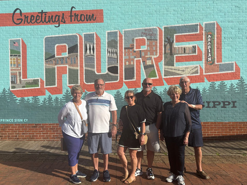 Bolton Hometown Tour-Laurel必去景点