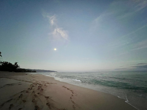 拉尼亚克雅海滩-哈雷瓦必去景点