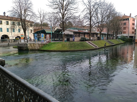 Isola della Pescheria-特雷维索必去景点