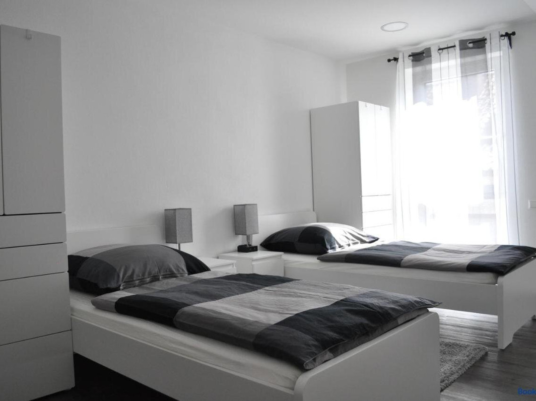 B Home SLEEP & WORK