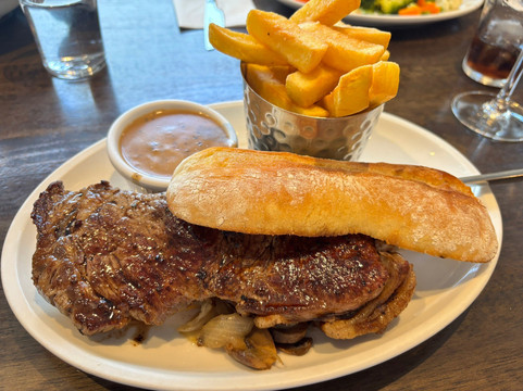 Durkin’s Restaurant & Hotel