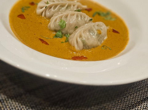 苏拉特·Regenta世界酒店主图