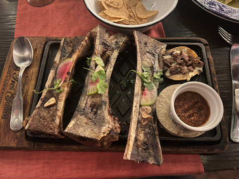 Los Tres Gallos San Jose主图