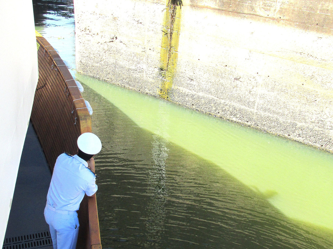 Navio Homero Krähenbühl-Barra Bonita必去景点