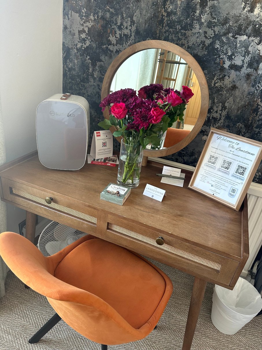 兰斯当旅馆-官方