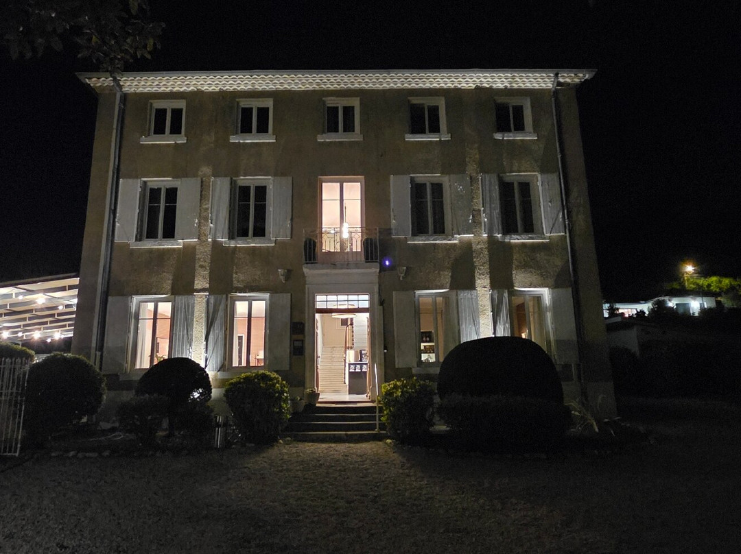 迪斯瑞德酒店主图