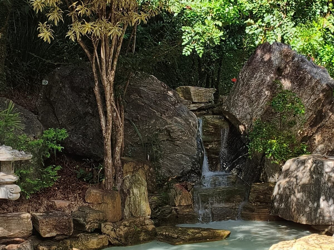 奥斯卡生态度假酒店主图