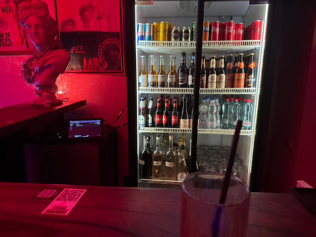 Zharko Bar