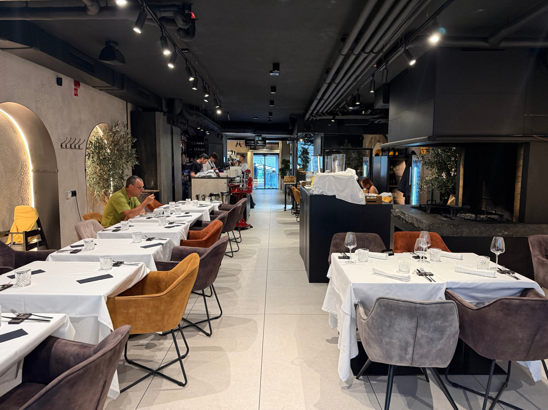 丽居酒店