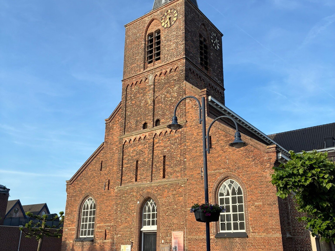Oude of Sint Alexanderkerk Bennekom uit 1358-本讷科姆必去景点