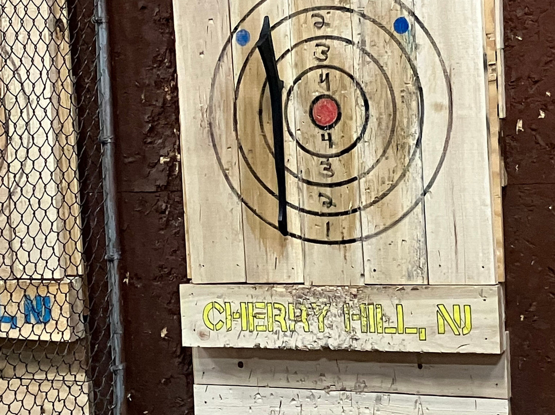 Bury The Hatchet Cherry Hill - Axe Throwing-切里希尔必去景点