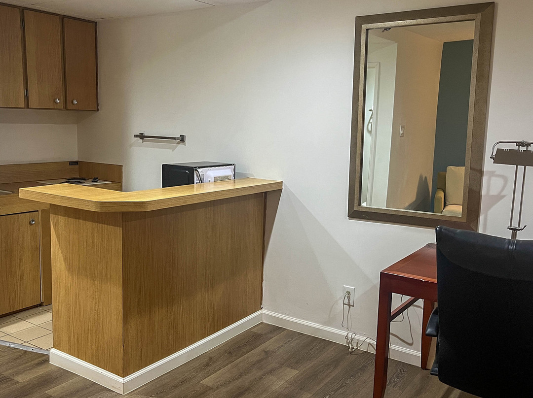 MOTEL 6 Green Tree Bvld