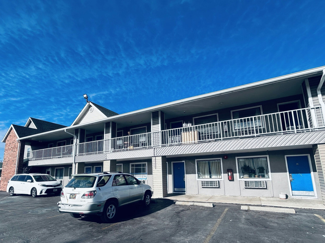 Residential Suites Blue Springs by Hotel O I 70