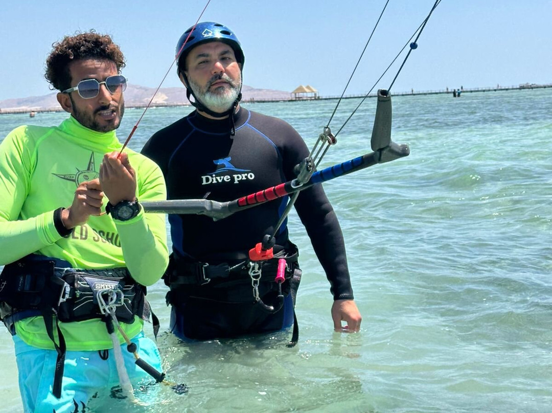 Kitesurfing Windsurfing Kiteboarding OS The Old School-沙姆沙伊赫必去景点