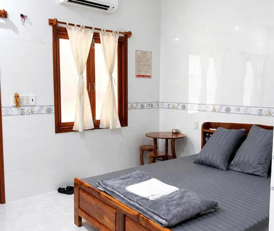 Nhat Tien Motel