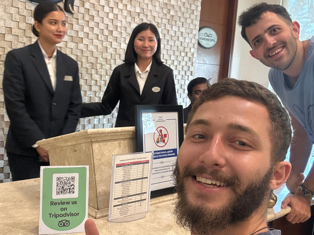 哈里瓦安布罗希亚萨诺瓦柱廊酒店主图