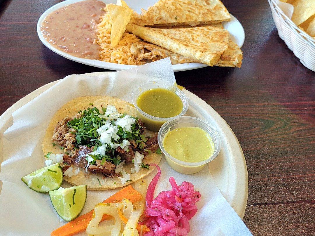 Los Dos Carnales Taqueria