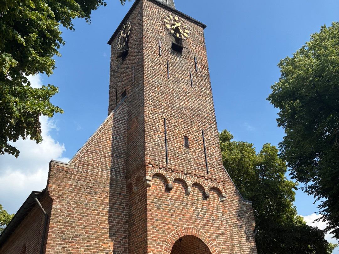 Hervormde kerk-奥特洛必去景点