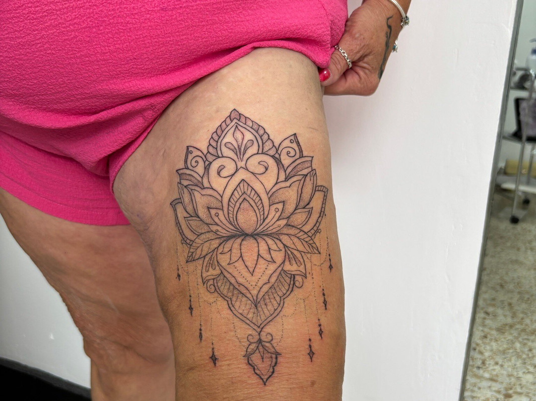 Dharma Tattoo Lanzarote-卡门港必去景点