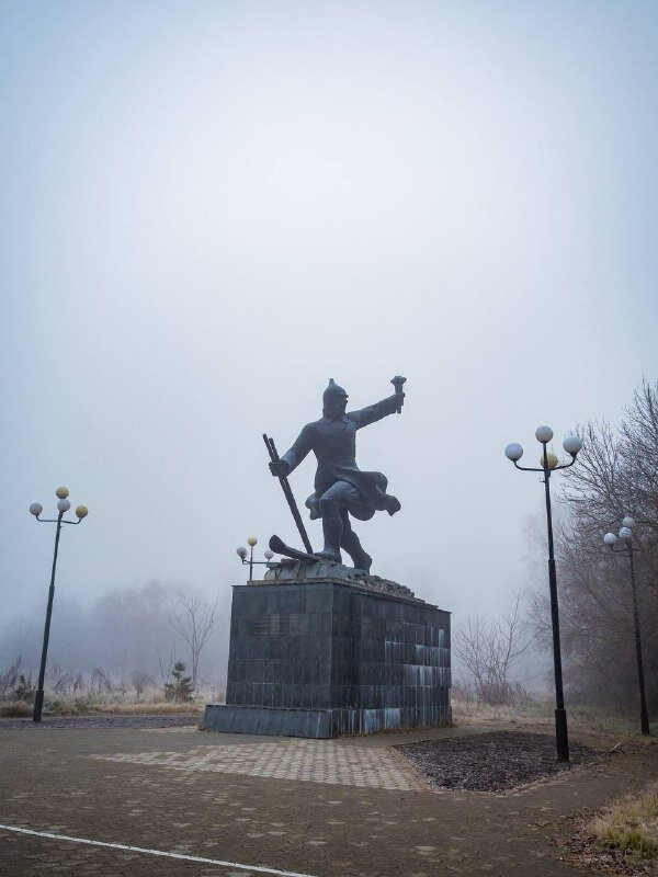 Monument to Participants of the Ice Transition-Komsomolsk-on-Amur必去景点