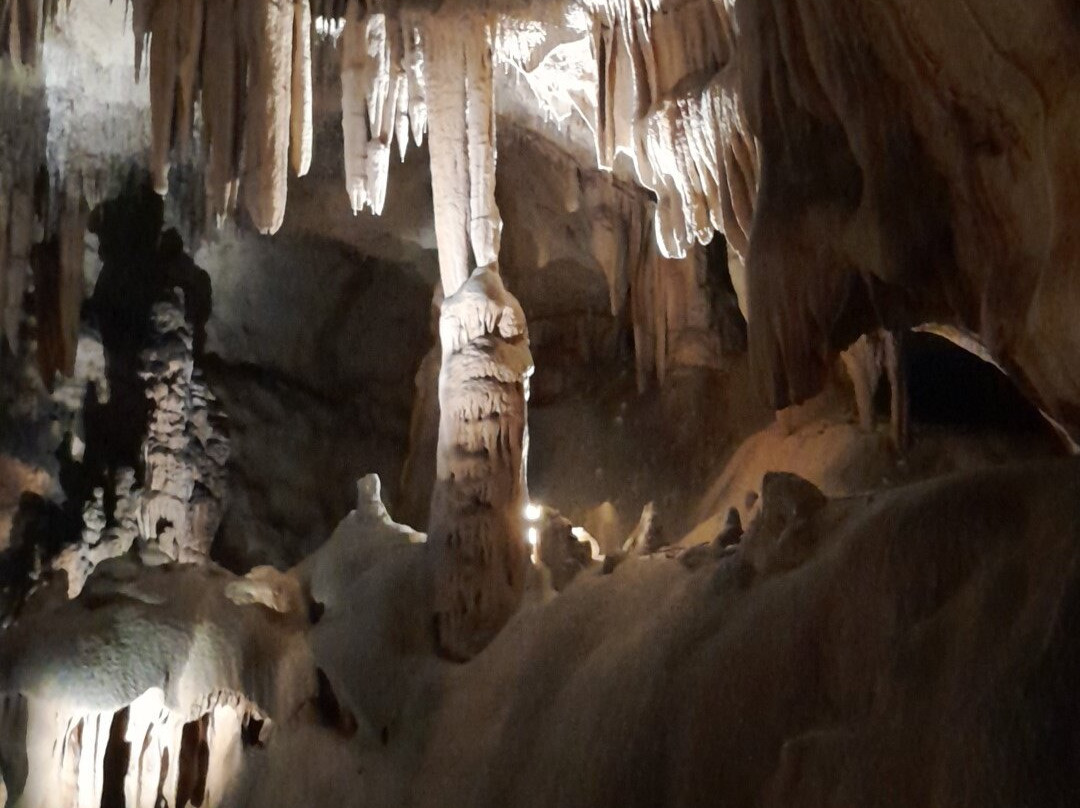 Grotte Saint-Marcel-Bidon必去景点