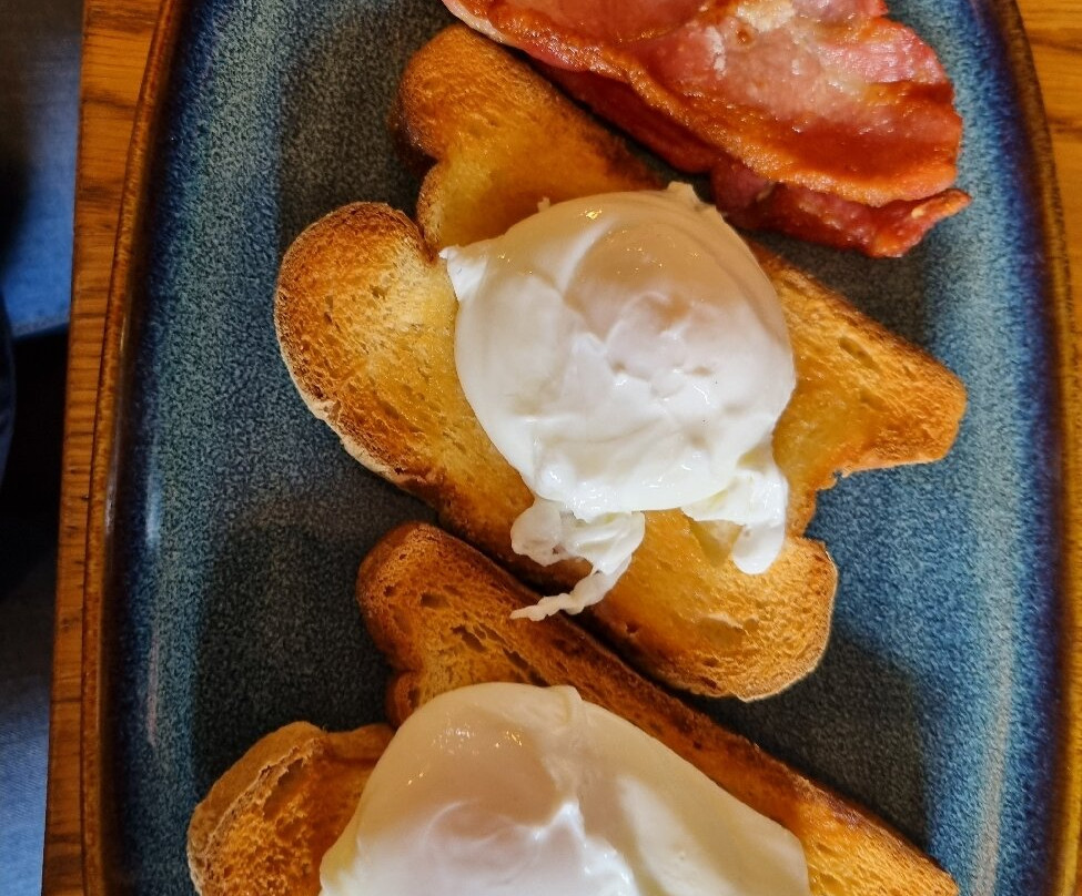 AJ's Cafe Bar