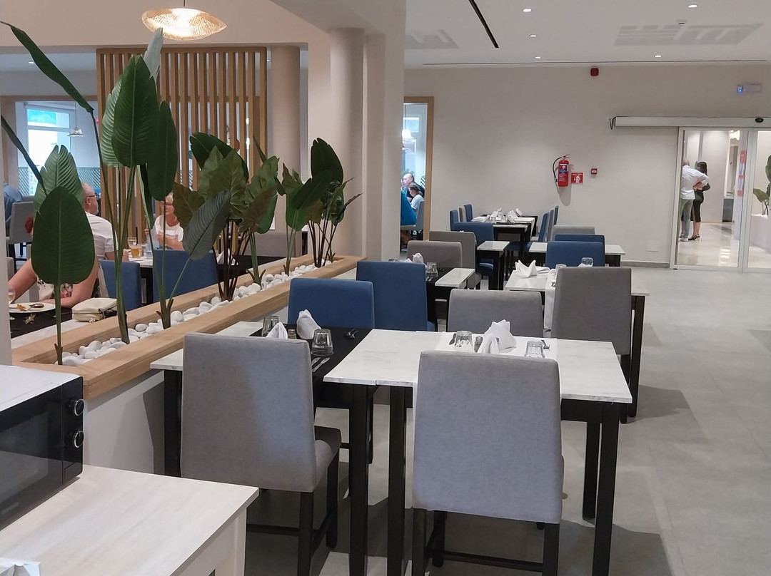 阿尔波吉酒店主图