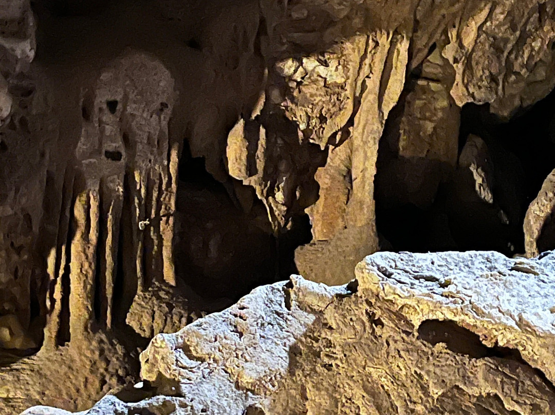 Hato Caves-威廉斯塔德必去景点