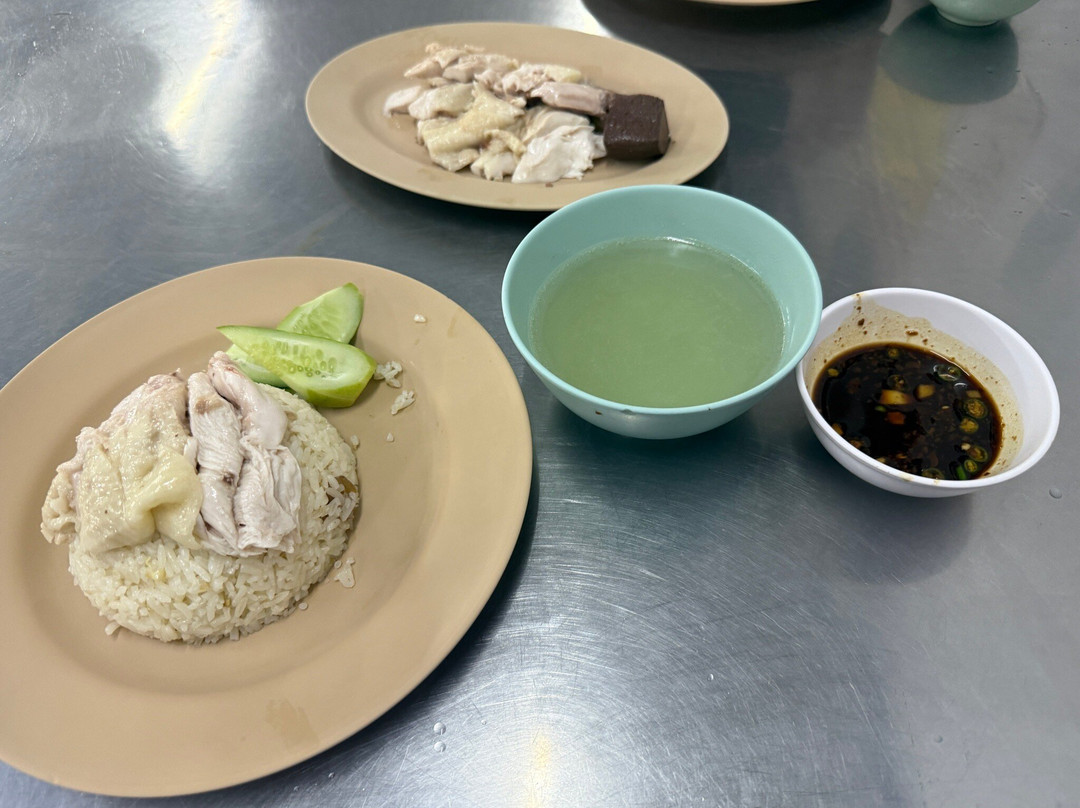 Go-Ang Pratu Nam Chicken Rice
